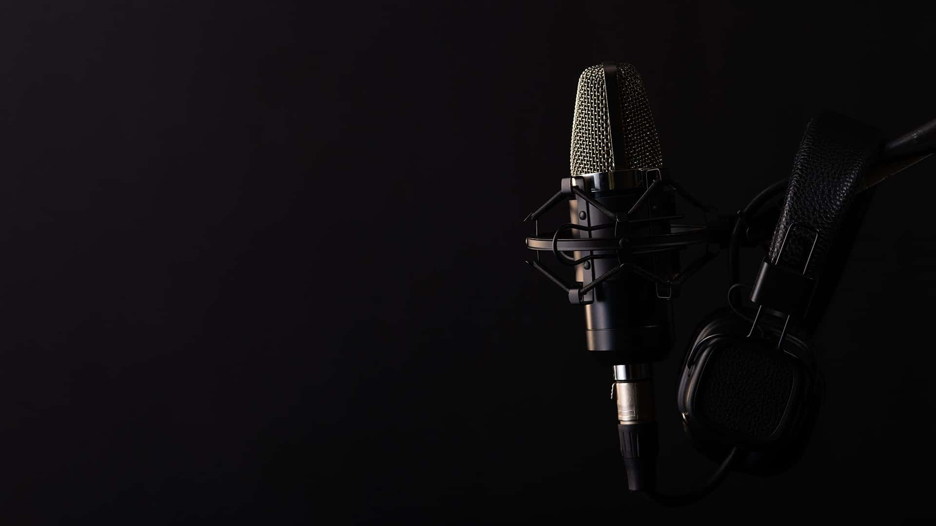 Kinh nghiệm Mixing Podcast giúp giọng đọc trở nên cuốn hút hơn
