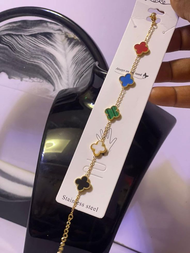 VCA bracelet
