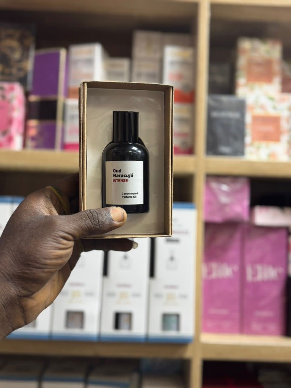 Oud Maracuja perfume oil