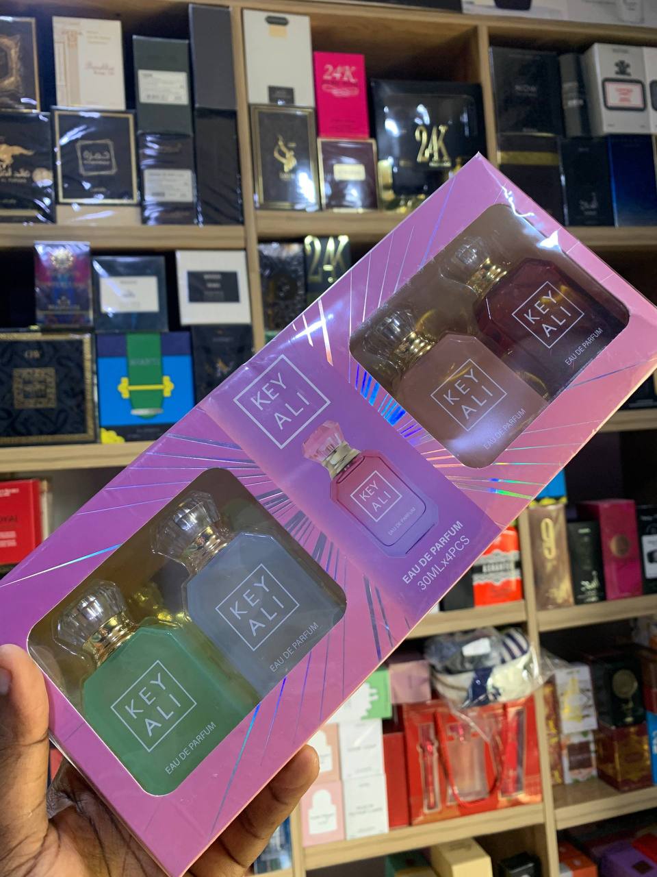 4 in 1 keyali perfume set