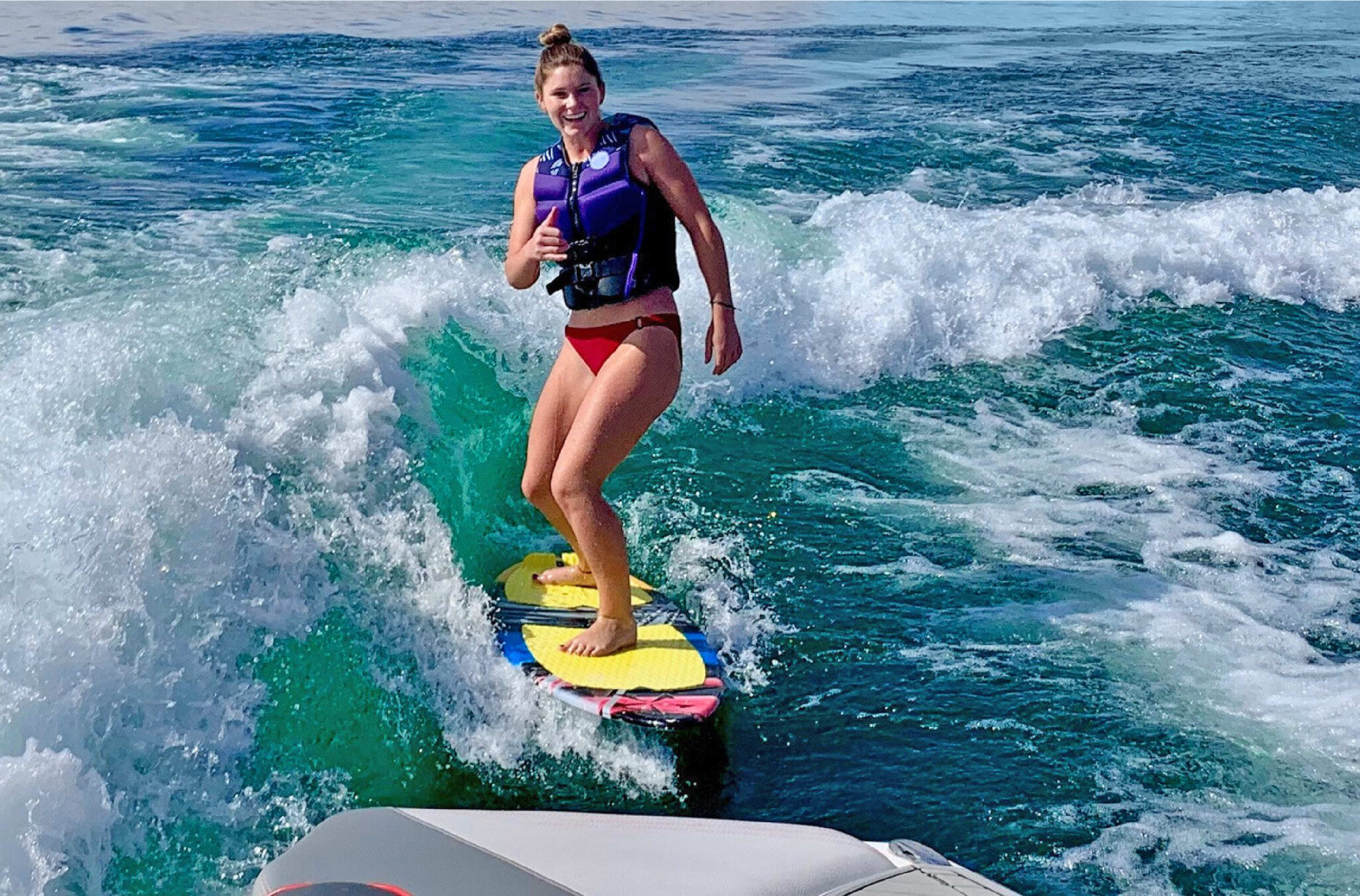 Wakesurfing