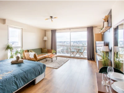 Vue dominante et rendement immédiat — actif LCD exécuté sans friction