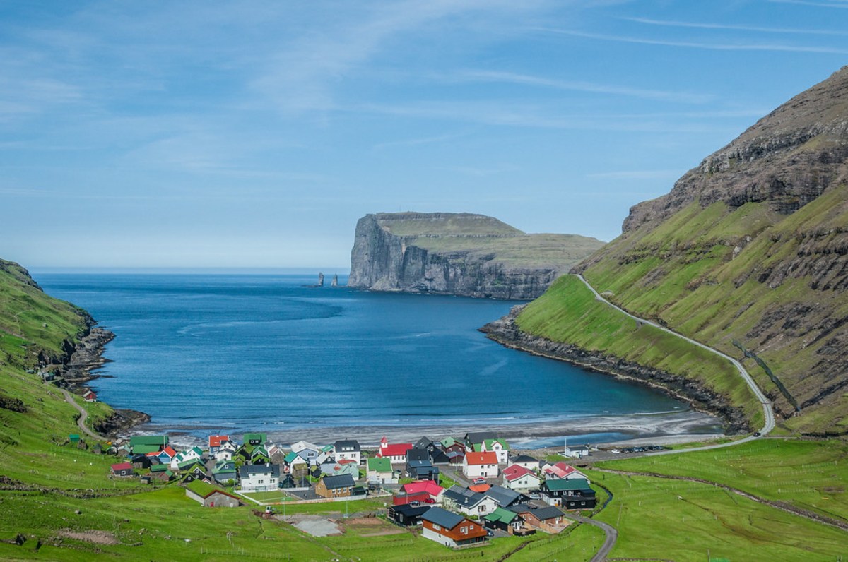Admirez la beauté sauvage des Îles Féroé en randonnant entre Saksun et Tjornuvik, Îles Féroé