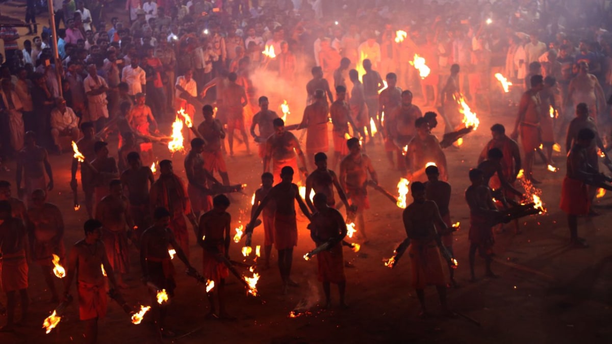 Agni Keli, Inde