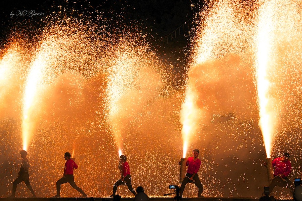 Tezutsu Hanabi, Japon