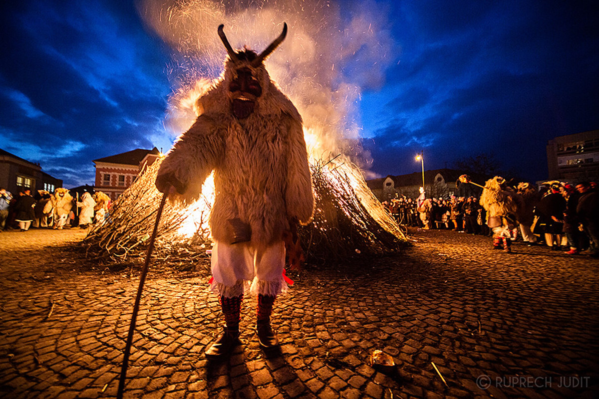 Busojaras, Hongrie