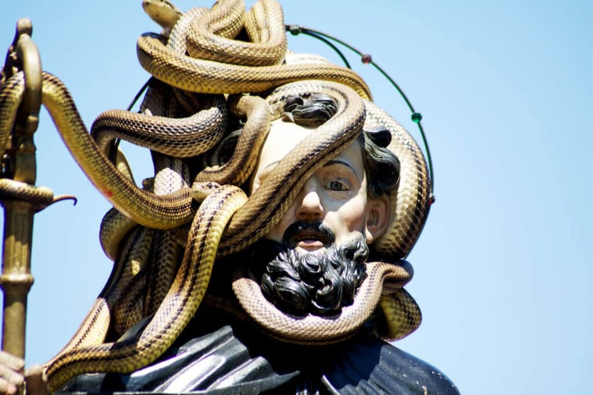 Fête des Serpents, Italie