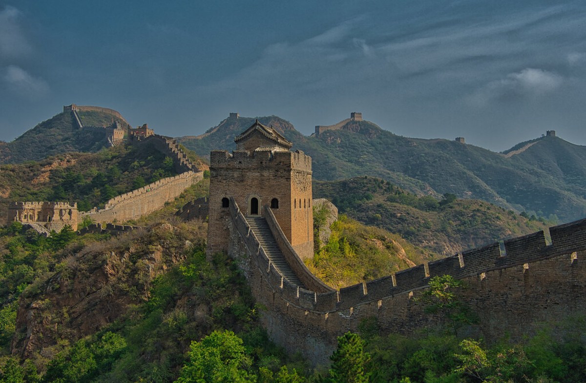 Parcourez le tronçon le plus préservé de la Muraille de Chine entre Jinshanling et Simatai, Chine, Chine