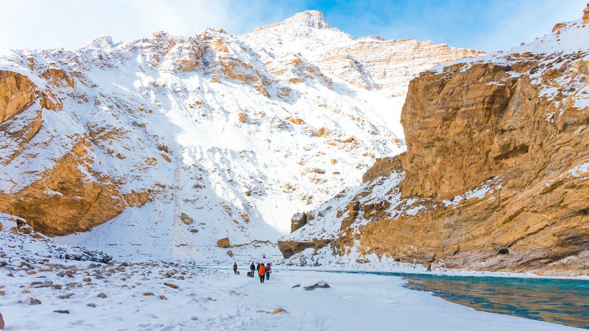 Engouffrez-vous pour un trek sur la rivière gelée du Zanskar, Inde