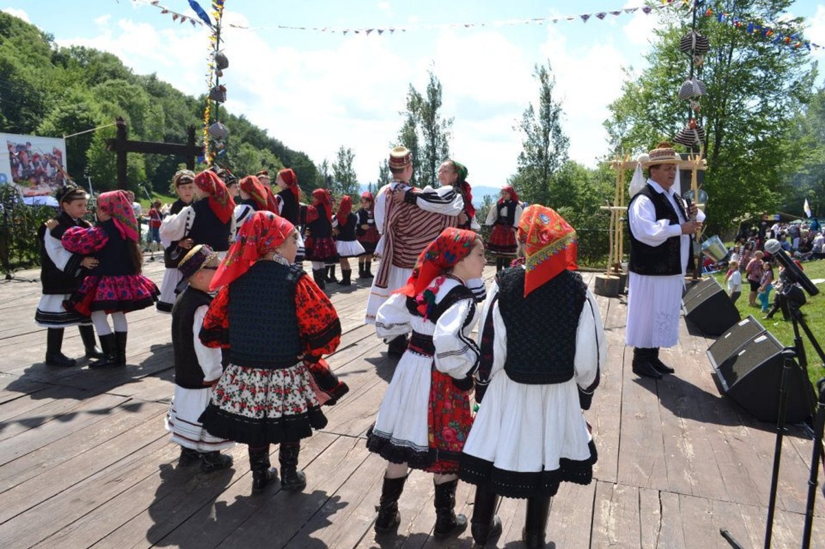 Sambra Oilor, Roumanie