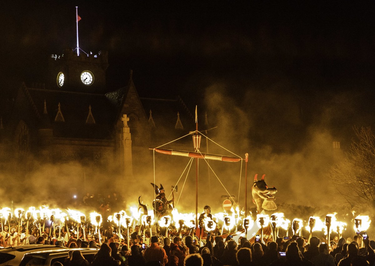Up Helly Aa, Écosse