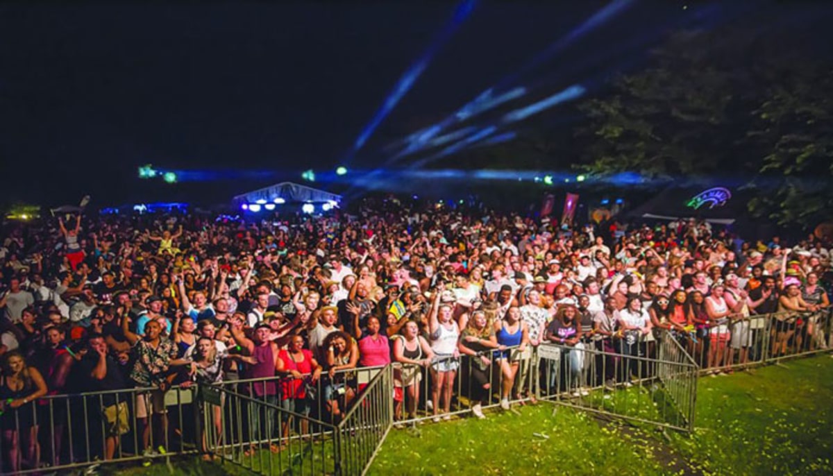 Vic Falls Carnival , Zimbabwe