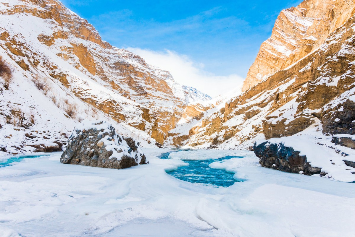 Engouffrez-vous pour un trek sur la rivière gelée du Zanskar, Inde