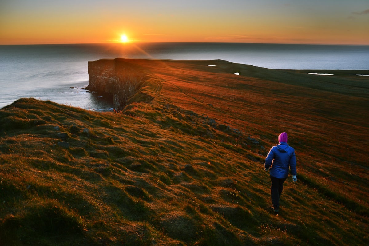 Vivez la magie du soleil de minuit dans le nord de l'Islande, Islande, Islande, Islande, Islande