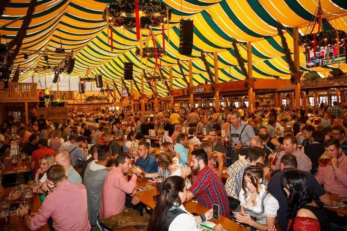 Cannstatter Volksfest, Allemagne