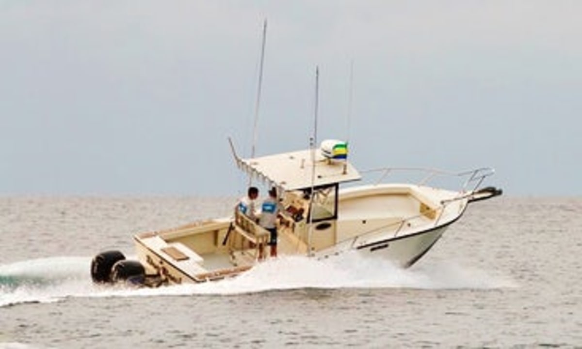 Location d'un bateau à la journée sans capitaine, Sao Tomé-et-Principe
