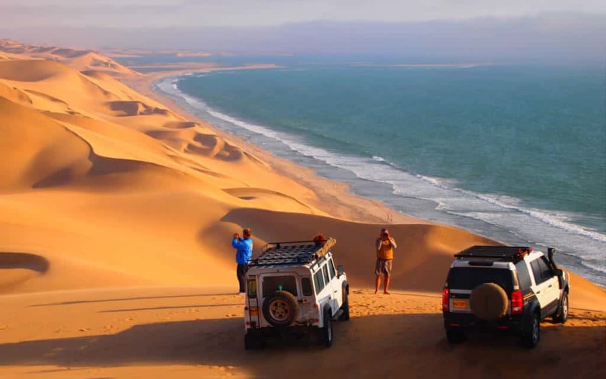 Excursion en 4X4 dans les dunes de Sandwich Harbour, Namibie
