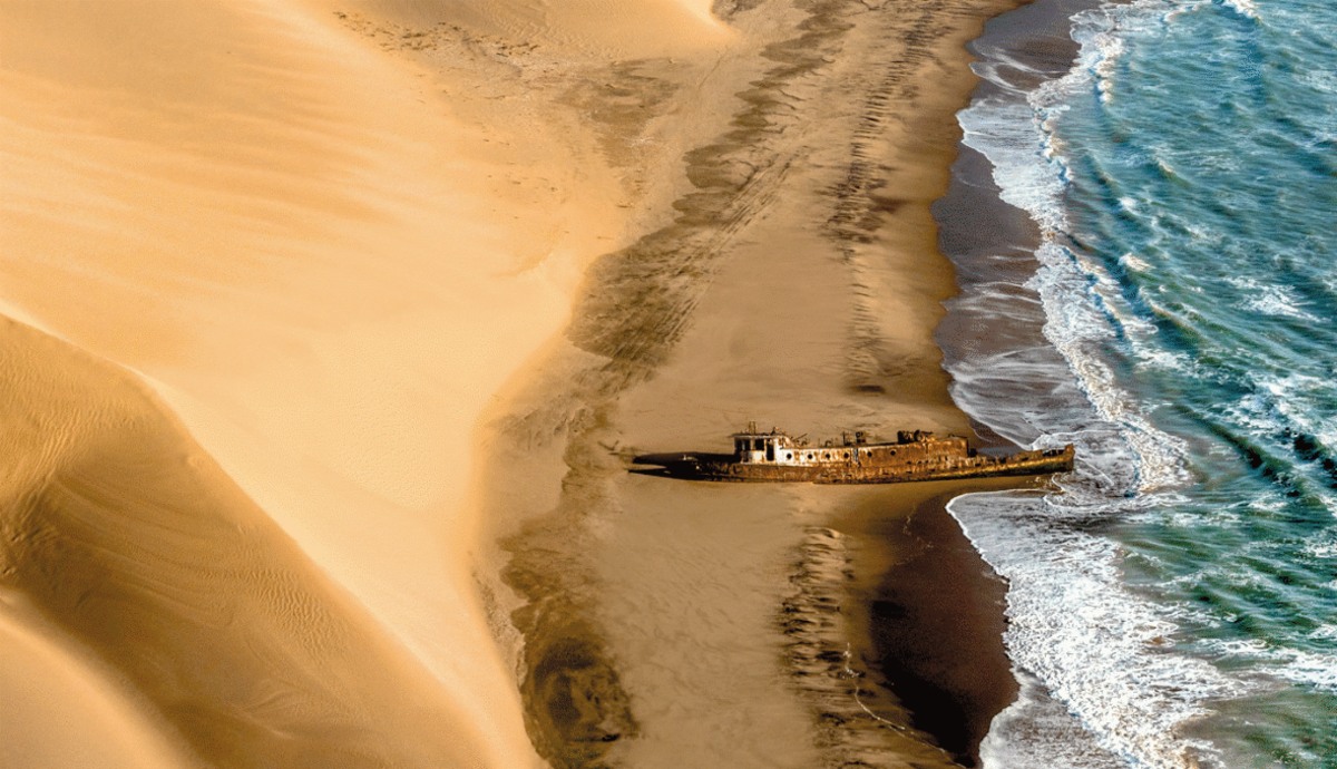 Vol au-dessus de la Skeleton Coast ou de la Diamond Coast, Namibie