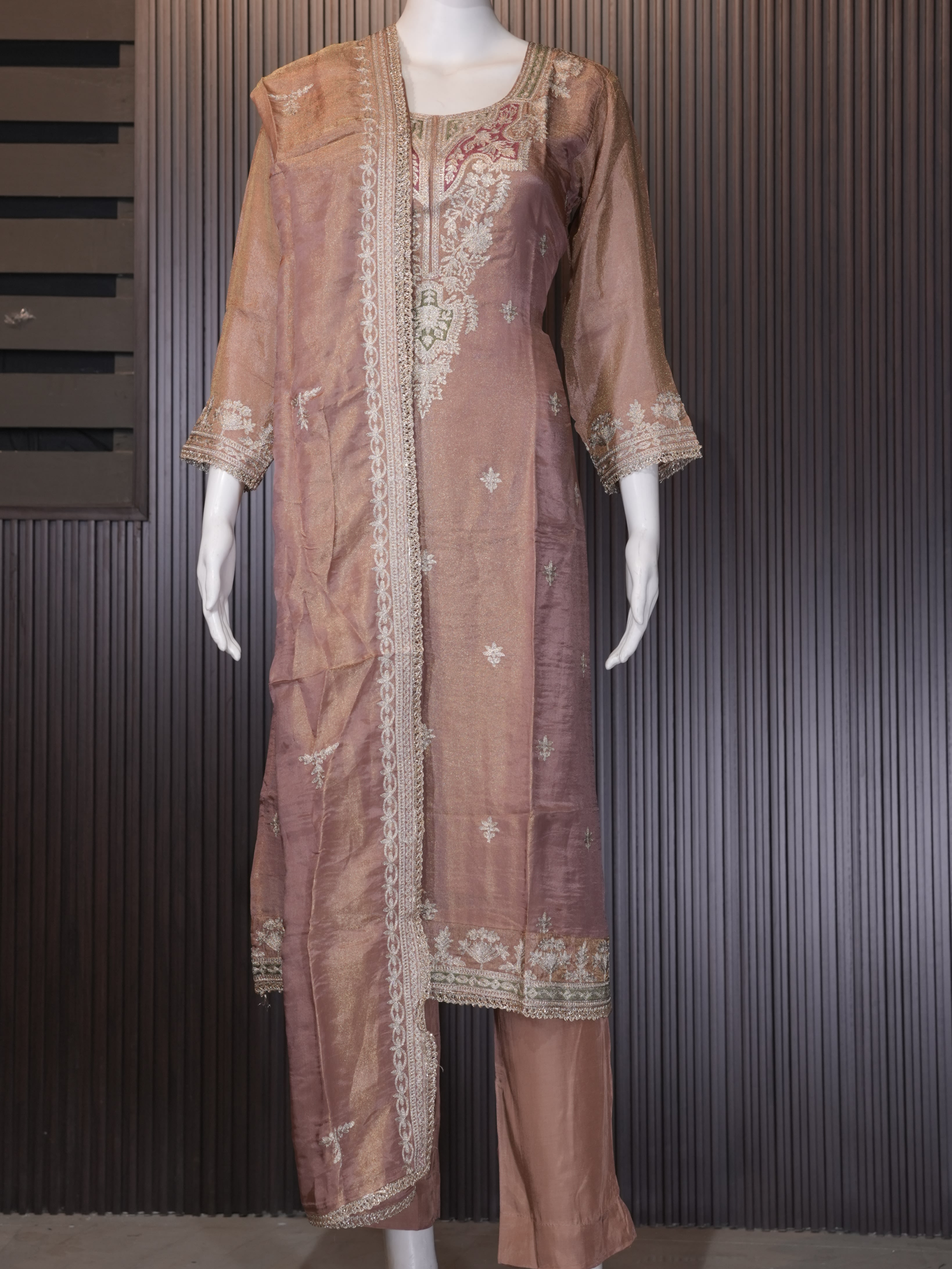 Dusty Rose Embroidered 3-Piece Suit Set thumbnail 2