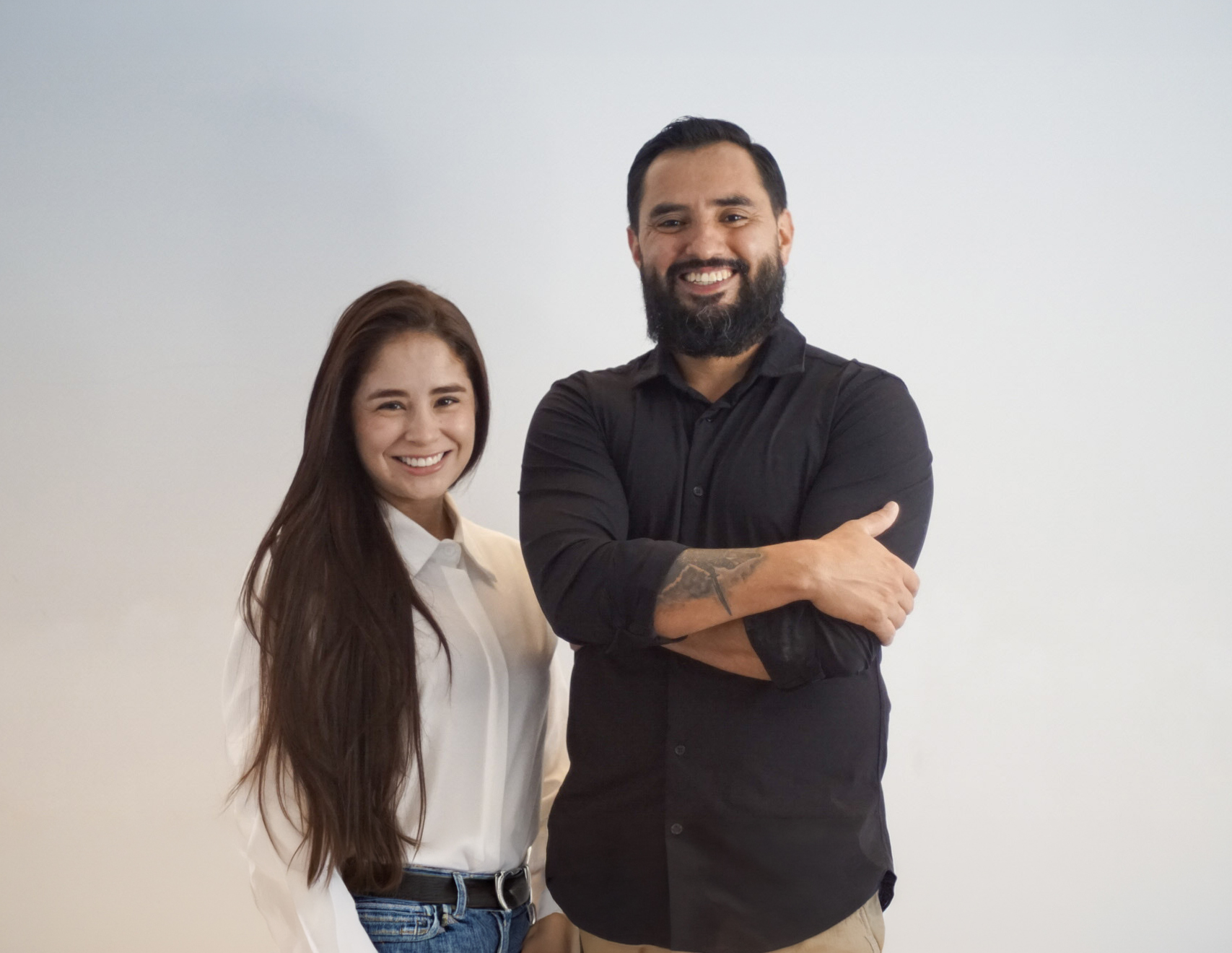 Expertos en remodelación trabajando en apartamento en Medellín — Arkava