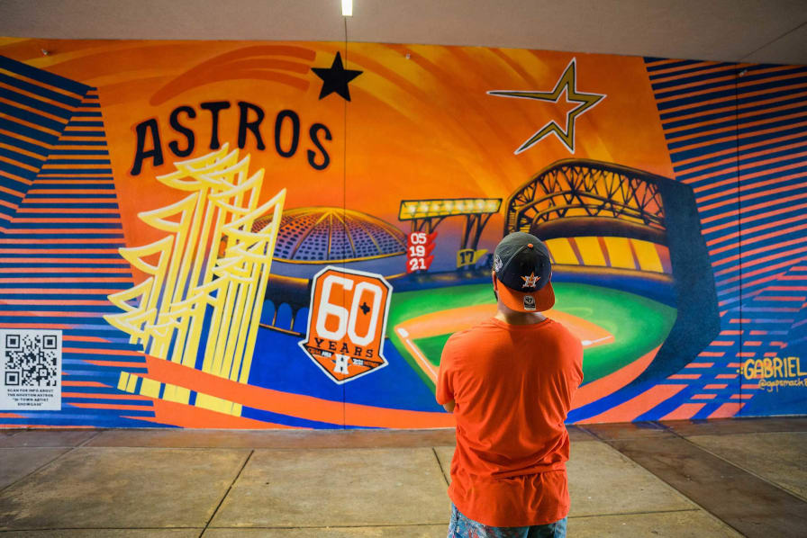 Astros Mural Program