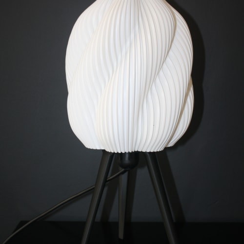 SWIRL LAMP