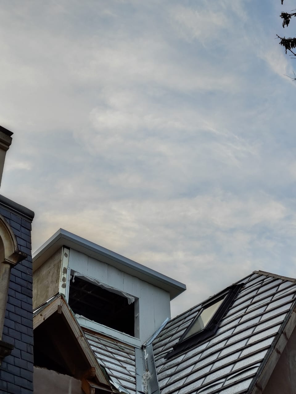 Segurola - Steel Frame