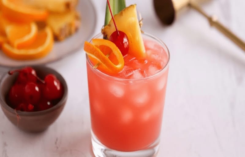 Quick Jamaican Rum Punch