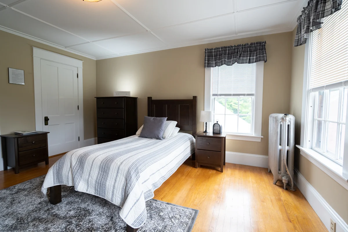 The Plymouth House — addiction treatment center listing photo