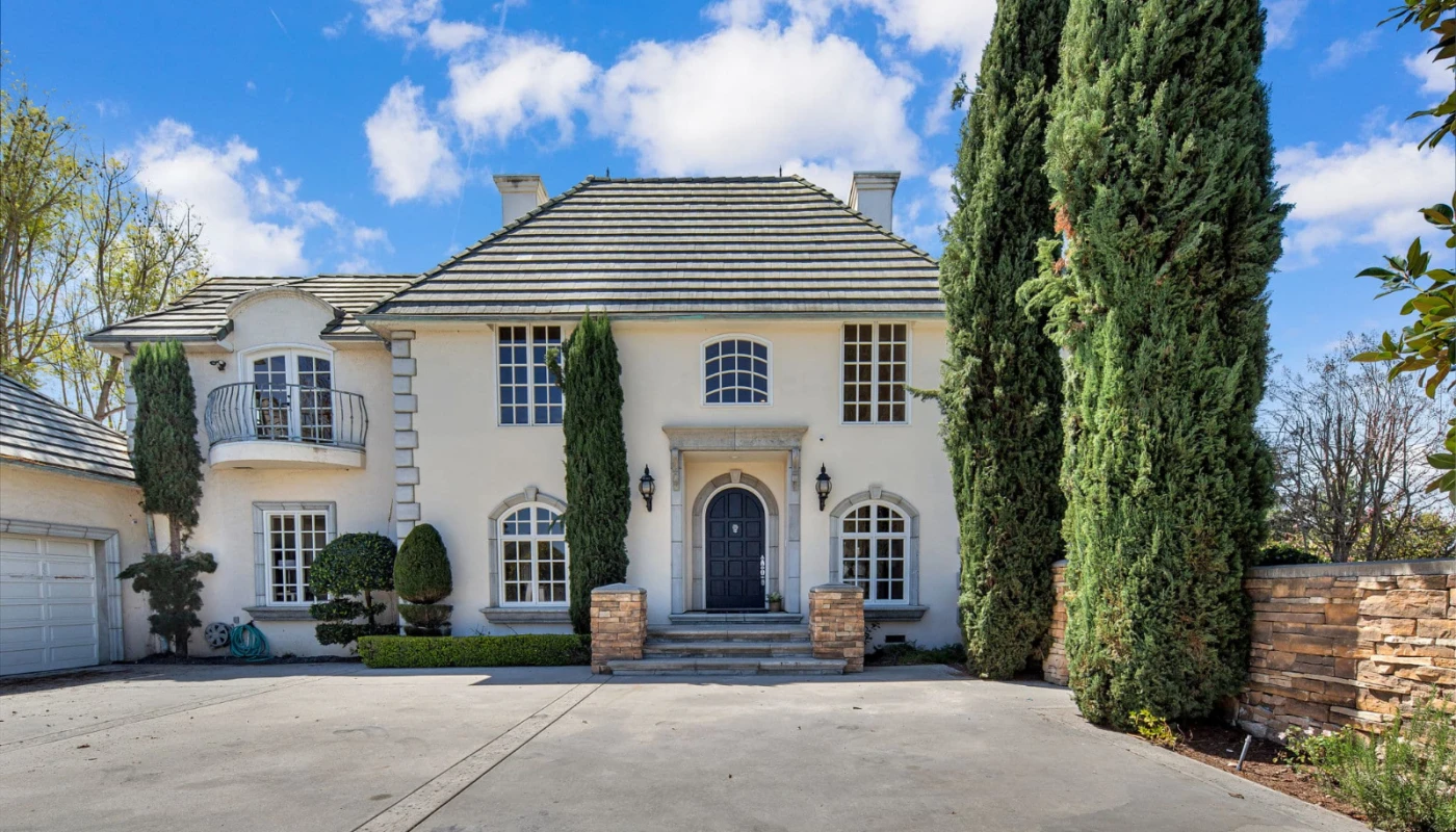 AMFM Mental Health Treatment