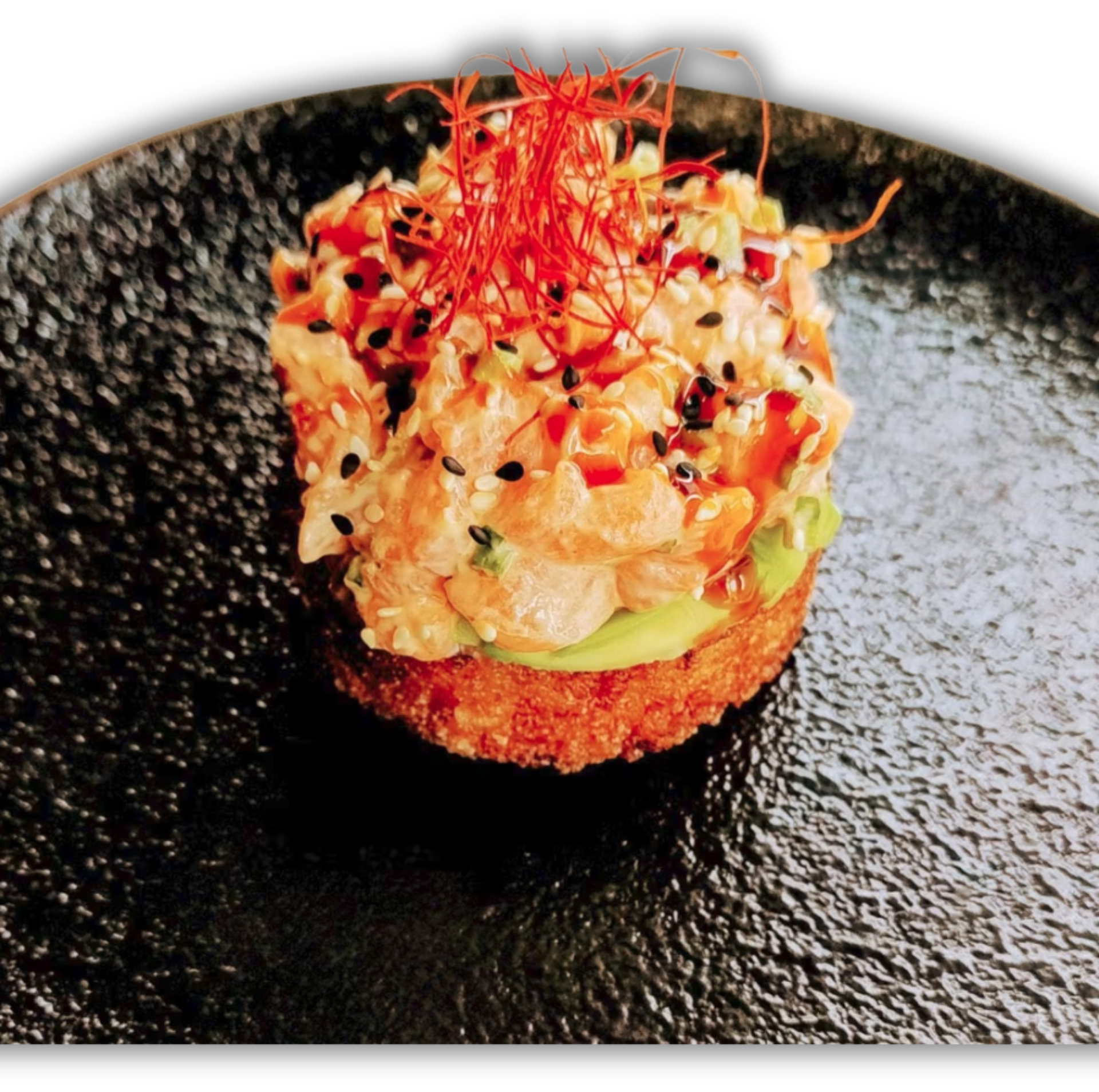 Chrupiący ryż z łososiem