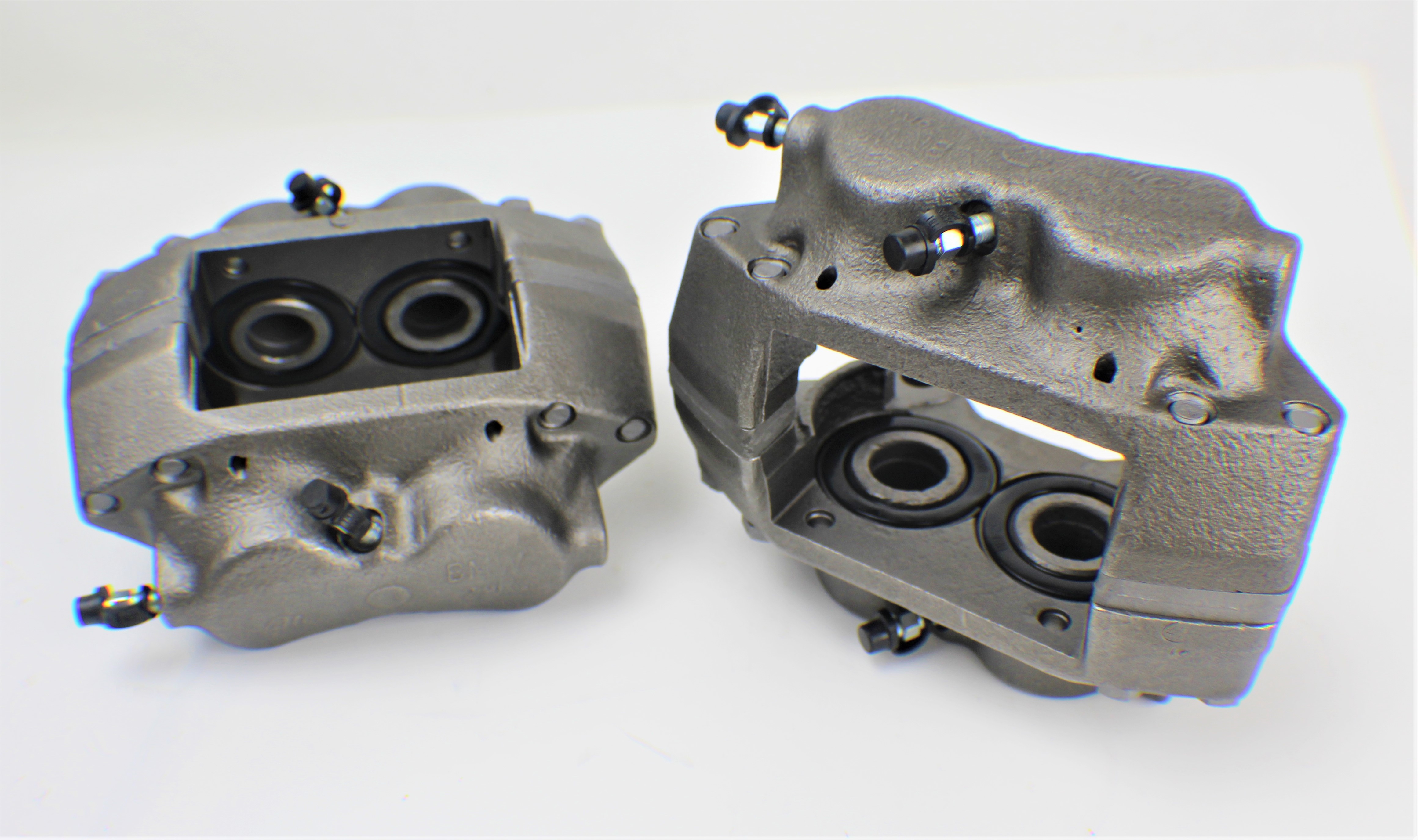 BluntTech Industries & Late E12/E24/3.0cs Premium Rebuilt Brake Calipers