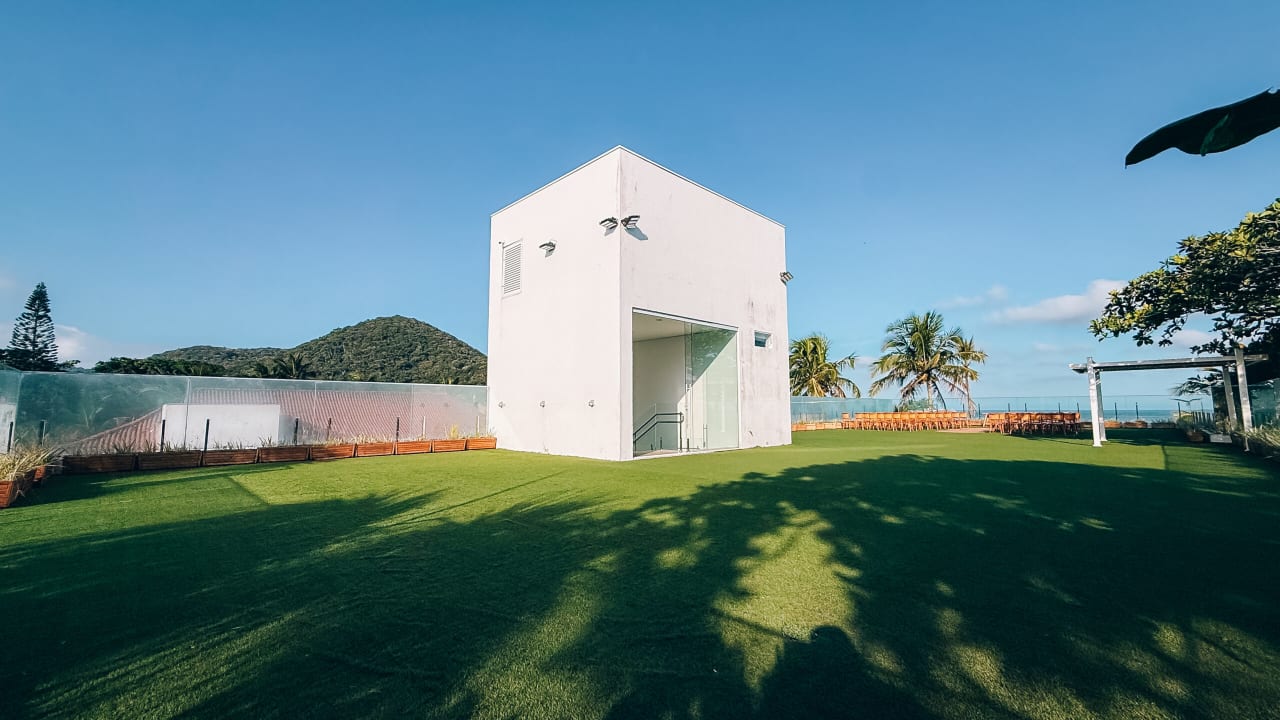 Casa 170 — Salão