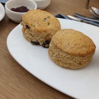 Plain and fruit scones