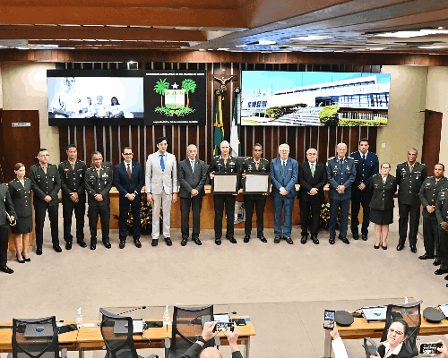 Assembleia reconhece generais com maior honraria do Legislativo potiguar