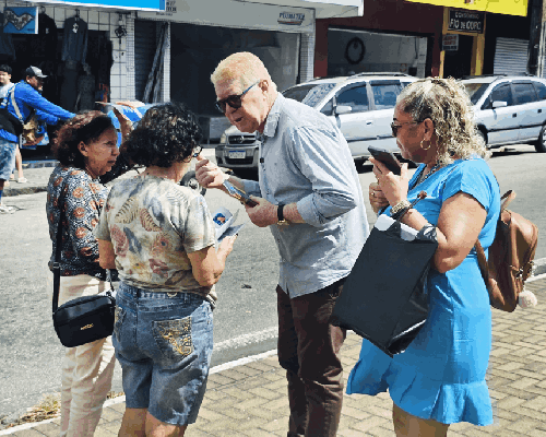 Comissão do Consumidor orienta população na Black Friday em shoppings e no Alecrim