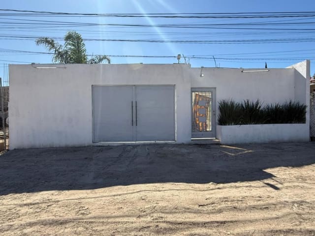 House for sale in Ejido Francisco Villa 2da. Sección, photo 1 of 19