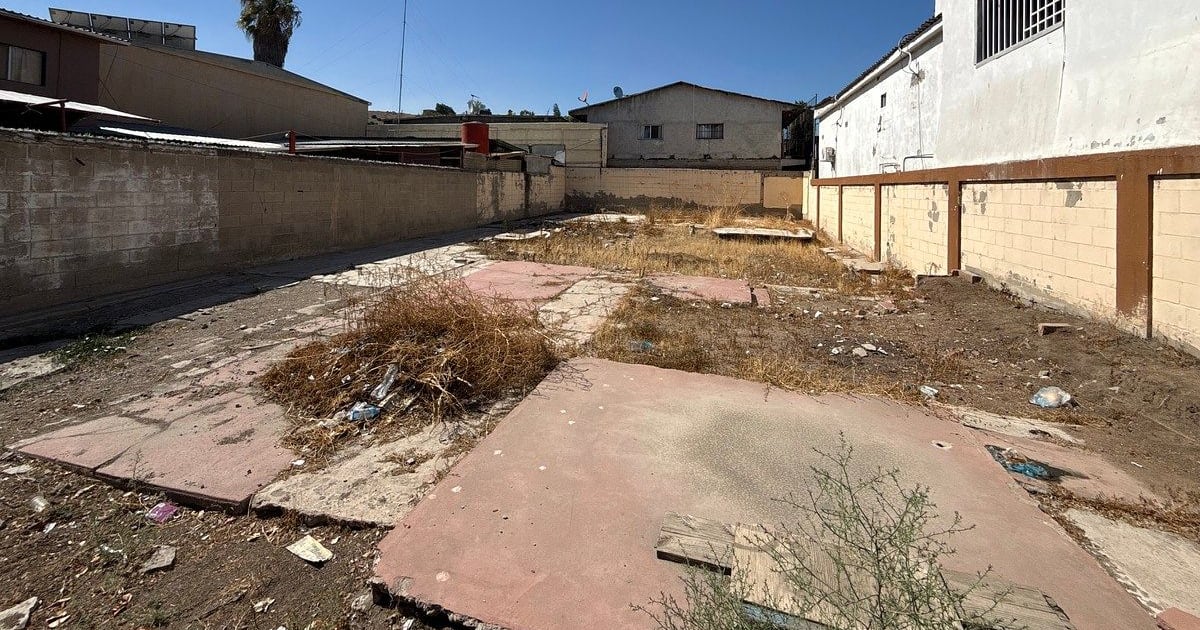 Lot for sale in San Luis, Baja California