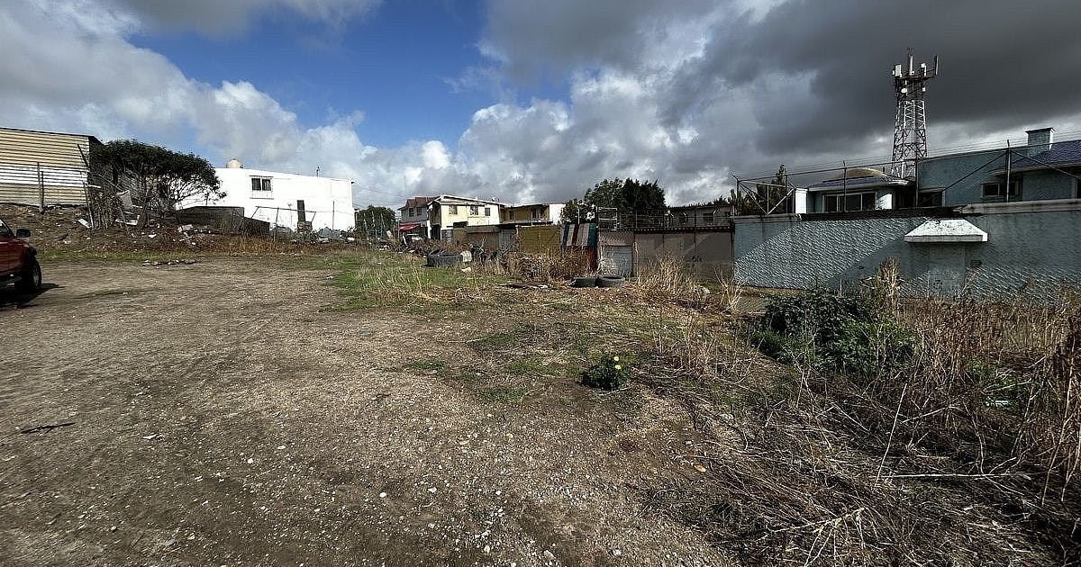 Lot for sale in San Luis, Baja California