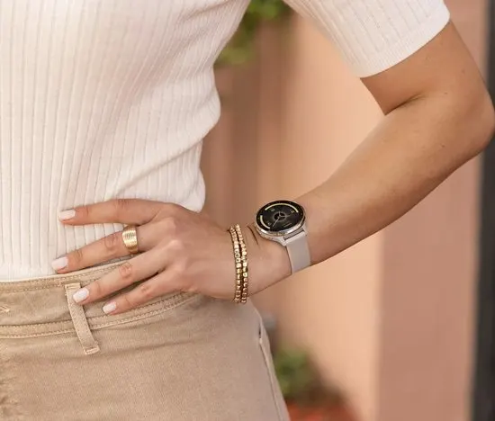 Garmin Venu 3s - Smartwatch - AMOLED-Scherm - 41 mm - French Grey - afbeelding 3