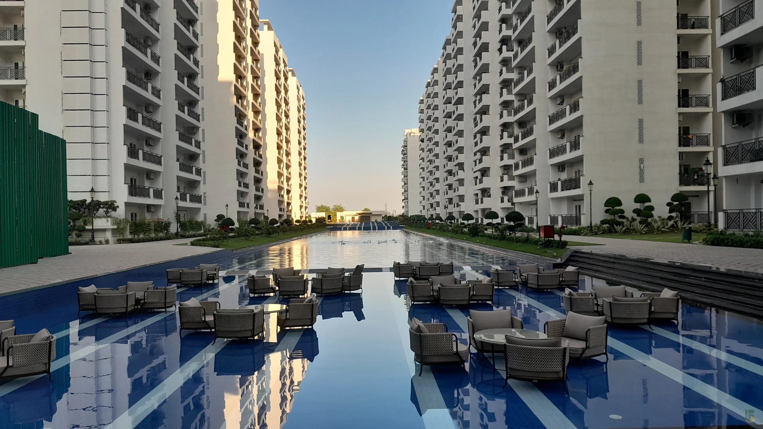 Central Park Aqua Front Towers Sector 33 Sohna Gurgaon