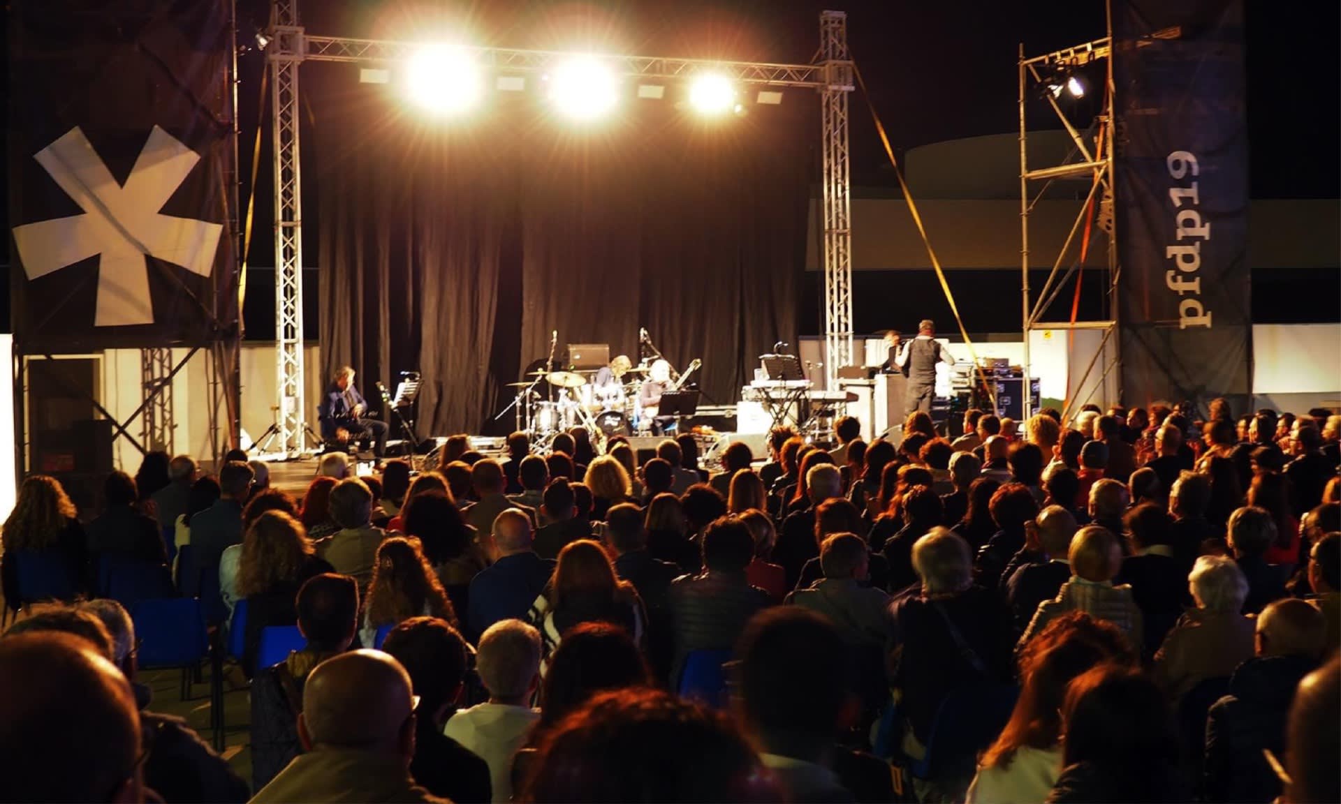 Piccolo Festival della Parola — RASSEGNA DI LETTERATURA, CINEMA, MUSICA, TEATRO, ARTE
