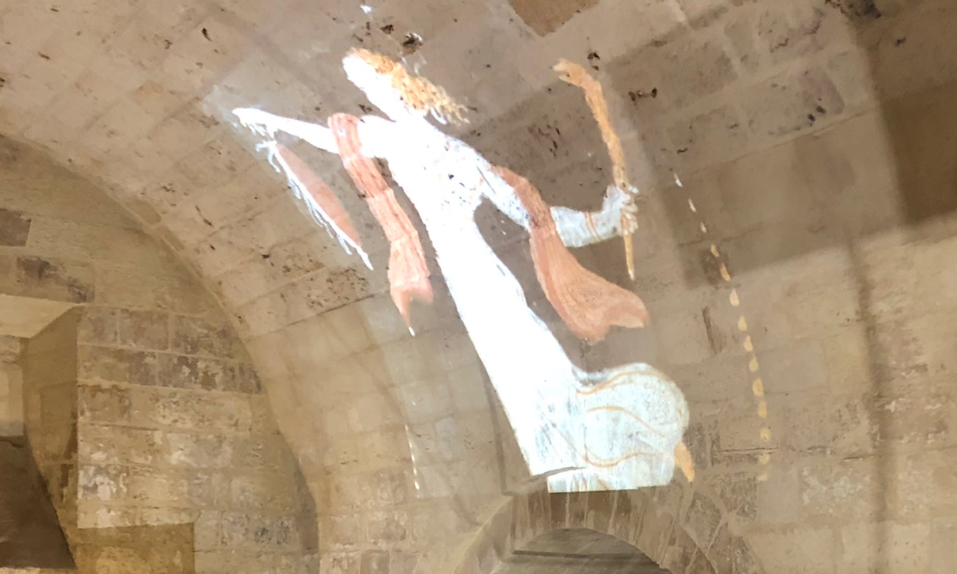Menadi Danzanti — SUGGESTIONI VISIVE TRA ANTICO E CONTEMPORANEO