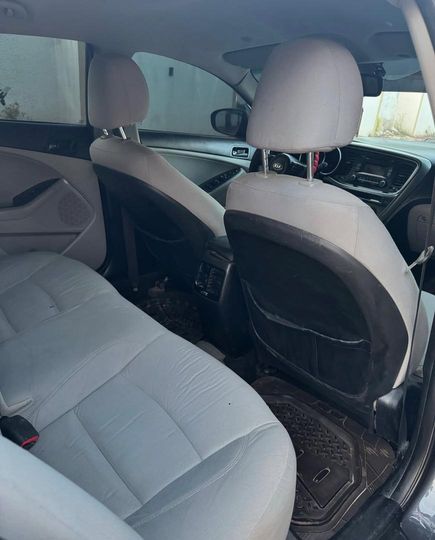kiaoptima 4 cylinders