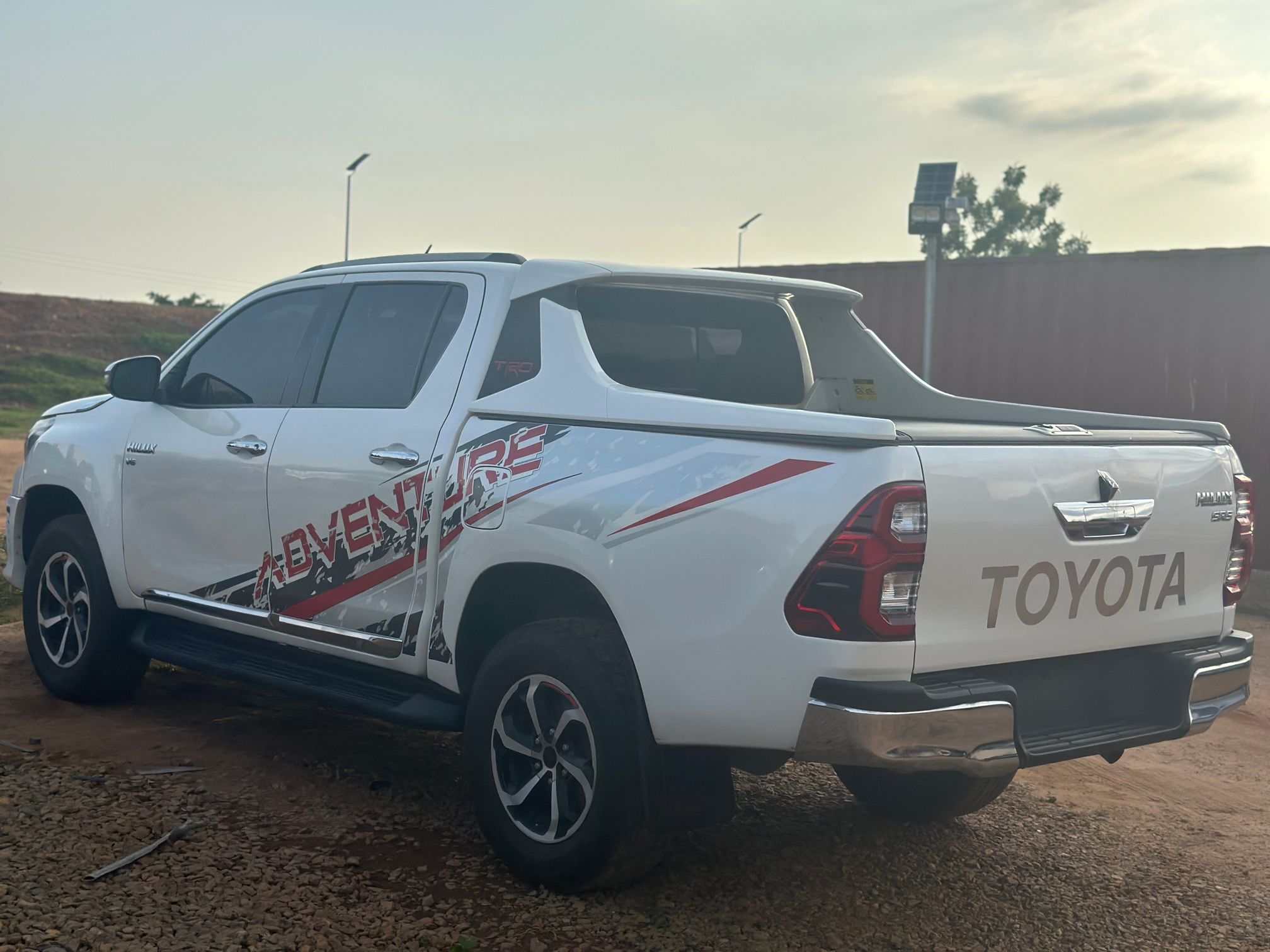 toyotaHilux Adventure 