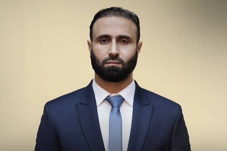 Ziad Al-Ayesh, envoyé spécial du président syrien, est chargé du suivi de l'intégration des FDS. Ziad Al-Ayesh, envoyé spécial du président syrien, est chargé du suivi de l'intégration des FDS.