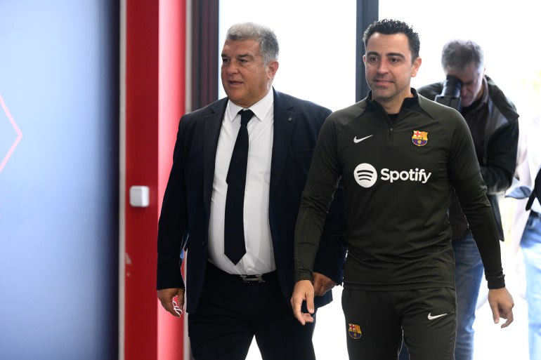 Xavi expose les fausses promesses de Laporta concernant Messi Xavi expose les fausses promesses de Laporta concernant Messi