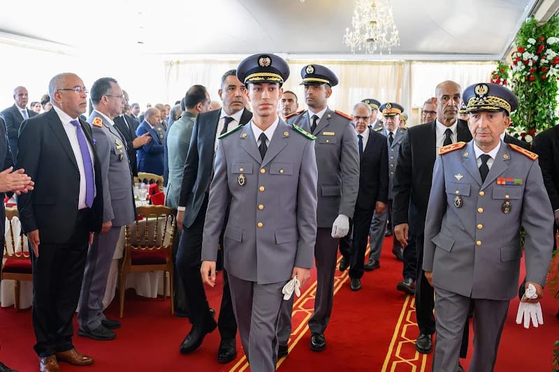 Le prince héritier Moulay Hassan préside la cérémonie de remise des diplômes des officiers supérieurs de l'armée.
