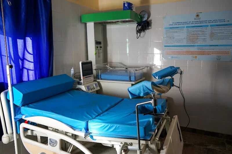 Les syndicats de la santé marocains exigent des mesures après le décès d'une femme enceinte suite à son transfert de Tan-Tan.