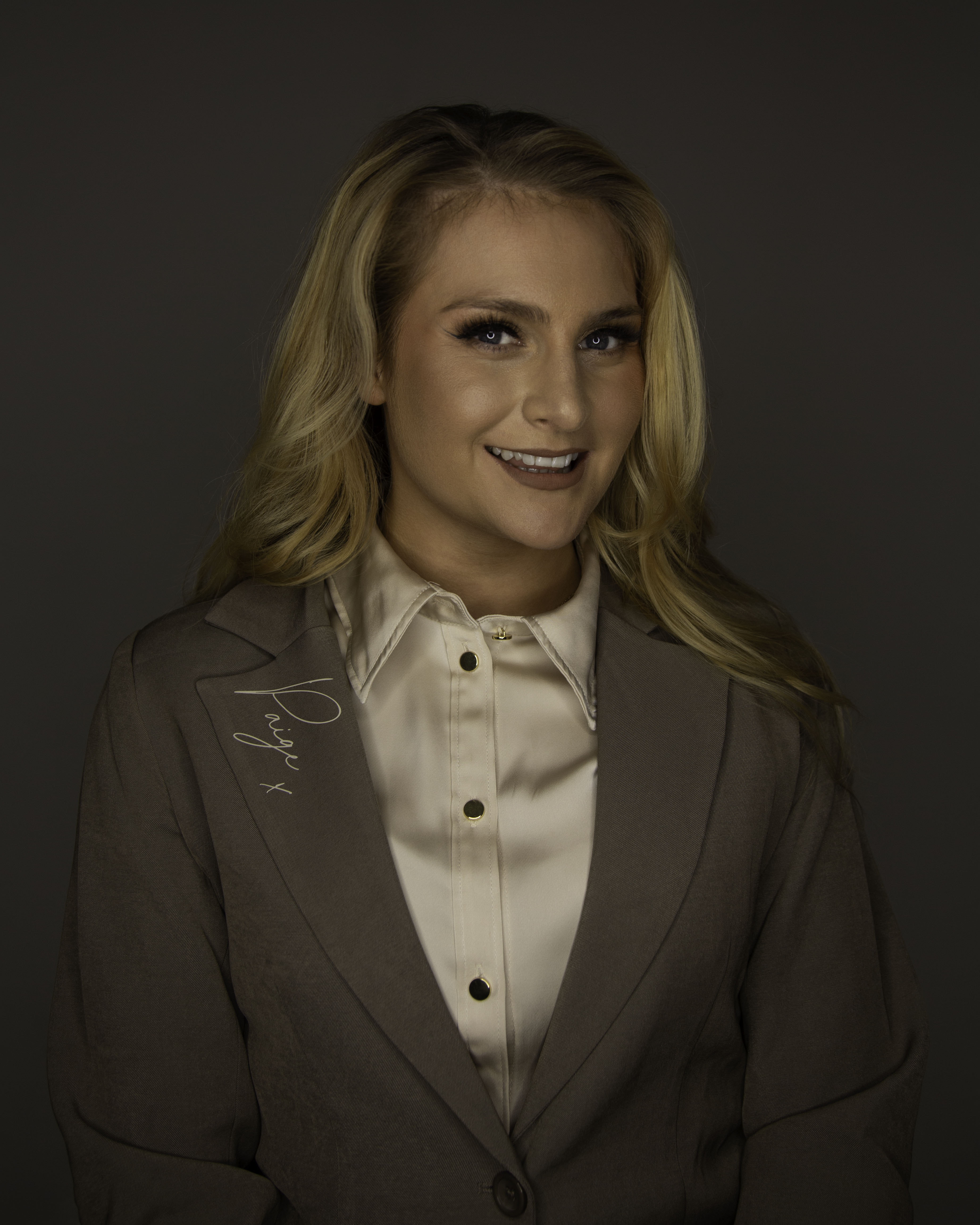 Sophie & Paige - Photo 6